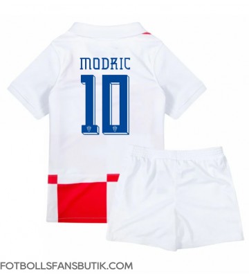 Kroatien Luka Modric #10 Replika Hemmatröja Barn EM 2024 Kortärmad (+ Korta byxor)